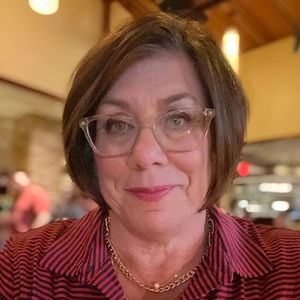 Meet your Posher, Gina